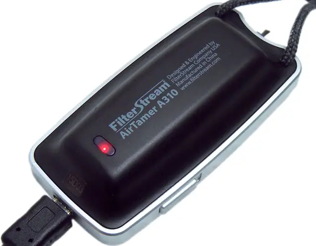 ���ʂ̏[�d�m�F�p�̐ԐF���C�g